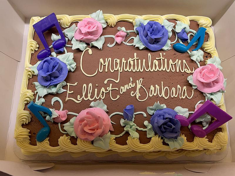 Elliot_Barbara_Retirement_Cake