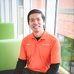Portrait of Bee Moua.